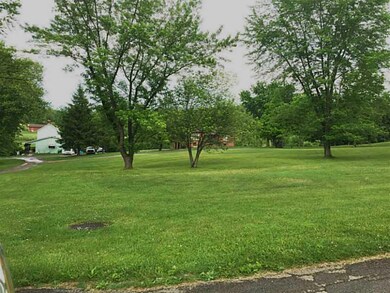 101 Upperwood Ln, Herminie, PA 15637 - photo 2