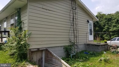 272 Culp Rd, Berkeley Springs, WV 25411 - photo 7