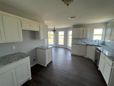 310 Simpson Dr, Sherman, TX 75092 - photo 6