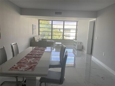 1721 Whitehall Dr unit 404, Davie, FL 33324 - photo 4