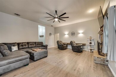 137 Westend Ln, Weatherford, TX 76088 - photo 6