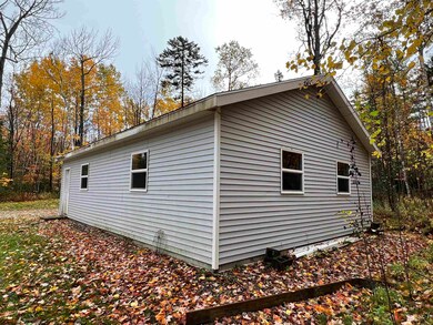 30 Noyes St, Bethlehem, NH 03574 - photo 3