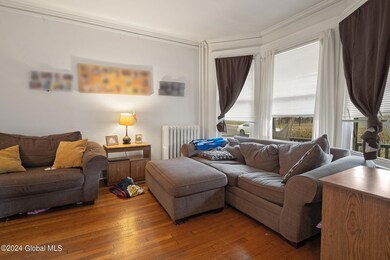 742 Myrtle Ave, Albany, NY 12208 - photo 5