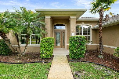 Landscaped Walkway