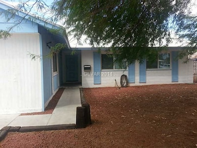 2266 Golden Arrow Dr, Las Vegas, NV 89169 - photo 4