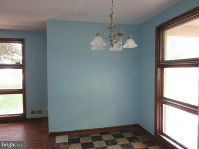 3502 Chapman Rd, Randallstown, MD 21133 - photo 6