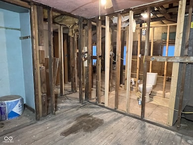 467 Dawson St, Columbus, IN 47201 - photo 7