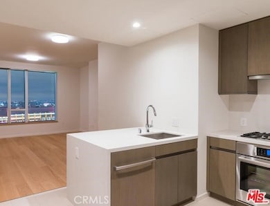 Metropolis Los Angeles - Tower I unit 902-A, Los Angeles, CA 90017 - photo 4