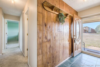 Gorgeous paneled entryway!