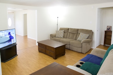 1266 W Elsmere Place, San Antonio, TX 78201 - photo 5