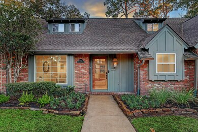 12111 Broken Bough Dr, Houston, TX 77024 - photo 4