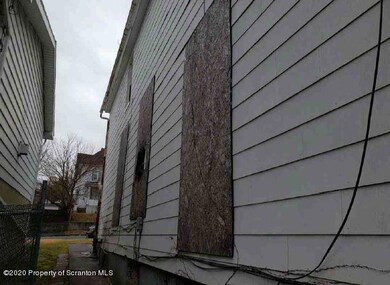 712 N Bromley Ave, Scranton, PA 18504 - photo 7