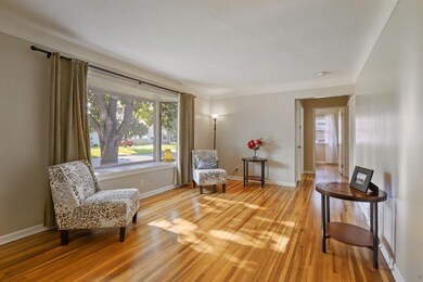 Stunning bay window brings in an abundance of natu