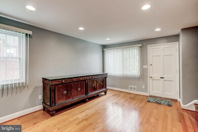 1026 Wedgewood Rd, Baltimore, MD 21229 - photo 4