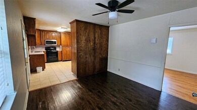 321 Patricia Ln, Bedford, TX 76022 - photo 5