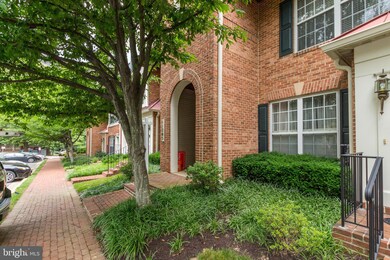 11205 Edson Park Place unit 46, Rockville, MD 20852 - photo 3