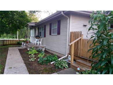 Side View of Front entrance with privacy fence and