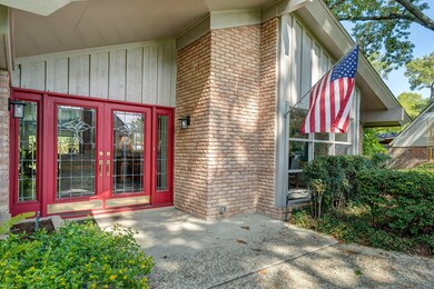 4 Legend Ln, Houston, TX 77024 - photo 2