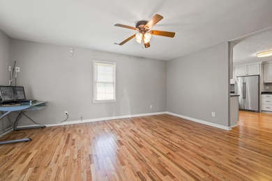 6473 Wildie Rd, Disputanta, KY 40456 - photo 4