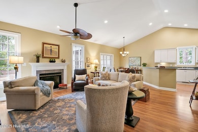 3853WindingVineWay-6