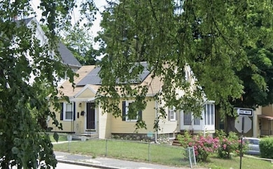 336 Lovell St, Worcester, MA 01602 - photo 2