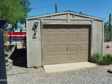 1.5 car garage