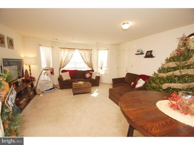 2054 Berkeley Dr, Pennsburg, PA 18073 - photo 2