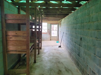 702 Red Oak Dr, Siler City, NC 27344 - photo 6