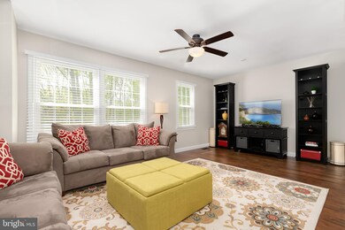 7714 Groveland Heights Ct, Springfield, VA 22153 - photo 3