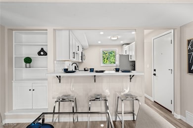 21044 Southbend Cir unit 4, Rocky River, OH 44116 - photo 6