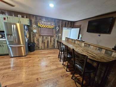 Dine-in Kitchen