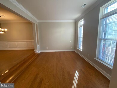 22962 Fanshaw Square, Ashburn, VA 20148 - photo 4