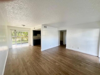 3440 Rudolf Rd unit 4, Lake Worth, FL 33461 - photo 4