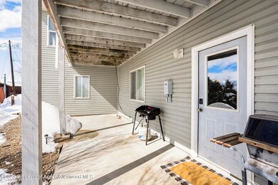 2040 B St_027