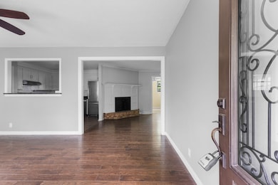 2560 Memorial Drive Extension, Clarksville, TN 37043 - photo 5