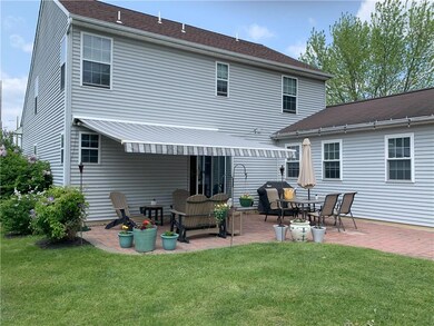 4802 Beech Dr, Whitehall, PA 18052 - photo 3