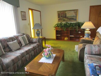 1057 N Garfield Ave, Scranton, PA 18504 - photo 6