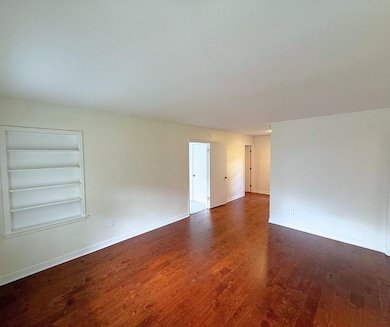 1340 S White Station Rd, Memphis, TN 38117 - photo 3