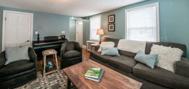 69 Lynn St unit 3, Peabody, MA 01960 - photo 3