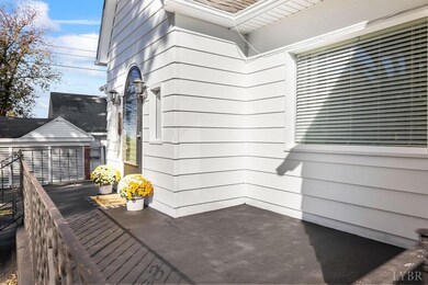 140 Grove Ave, Madison Heights, VA 24572 - photo 5