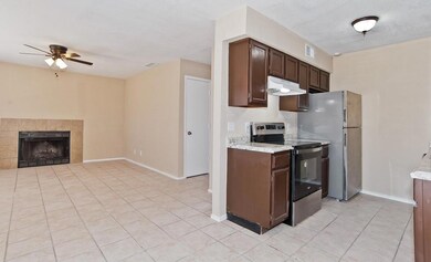 8117 Foxfire Ln unit A, Fort Worth, TX 76108 - photo 4