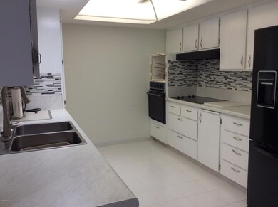 13BD98C7-FA0C-479F-B41C-9DAFA9E836E3