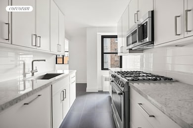 The St. Mark unit 7A, New York, NY 10003 - photo 3