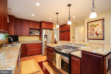 19707 Crystal View Ct, Germantown, MD 20876 - photo 2