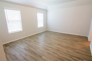 1412 Mark Ln, Ennis, TX 75119 - photo 6