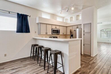 8313 S Via Del Palacio, Tucson, AZ 85747 - photo 6