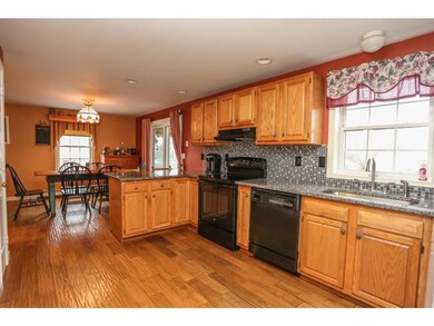 22 Overland St, Manchester, NH 03103 - photo 5
