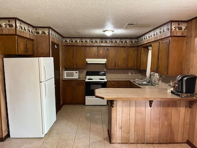 147 Magnolia Dr, Simpson, LA 71474 - photo 2