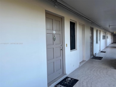 3100 N Palm Aire Dr unit 104, Pompano Beach, FL 33069 - photo 6