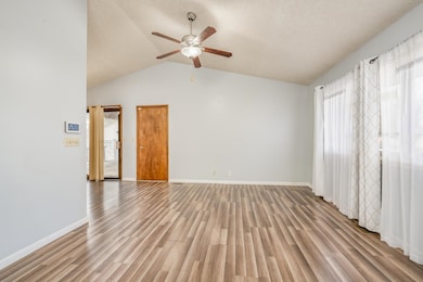 1307 E Kemper St, Wichita, KS 67216 - photo 4